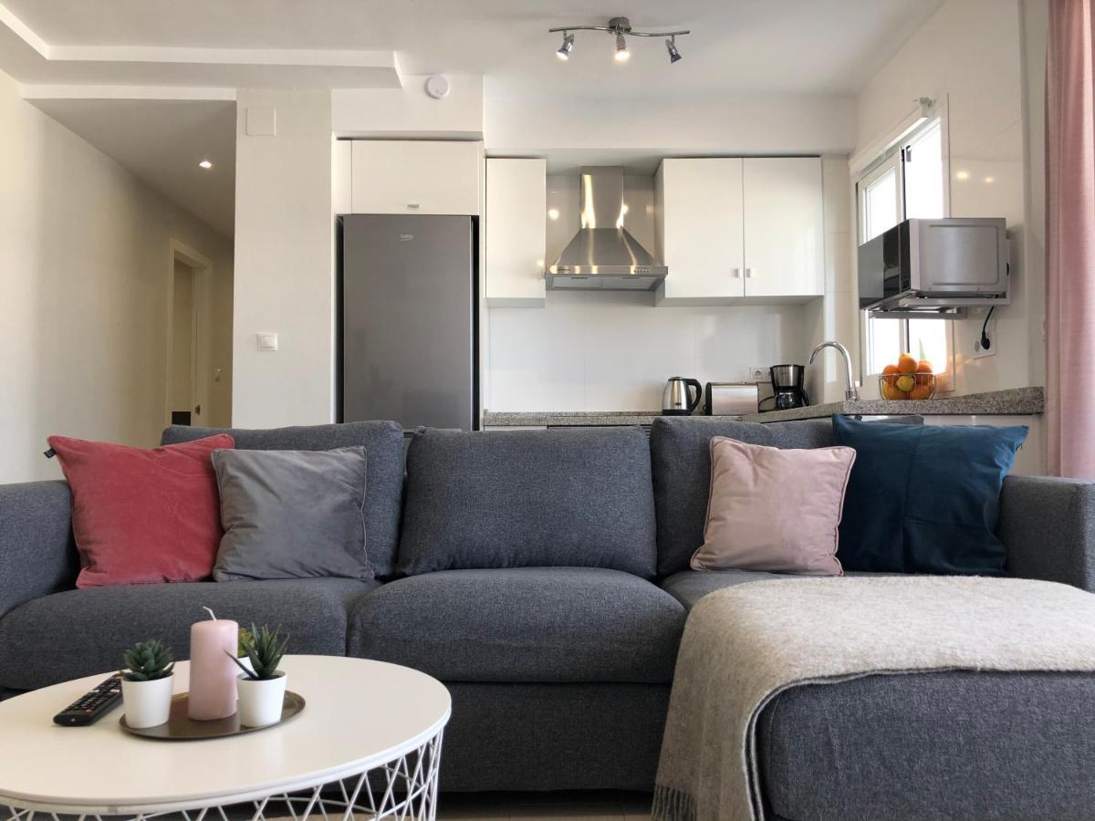 Victoria Luxury Beachfront Apartment In Benalmadena Costa Eksteriør bilde